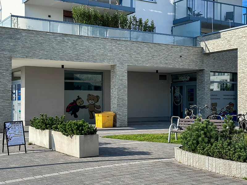 Budynek szkoły Gerlang Gdynia Chwarzno przy ul. Władysława Wagnera 4